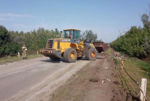Триває ремонт на мосту через річку Сіверський Донець