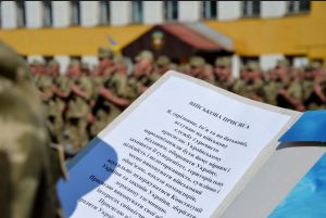 Офіцери потрібні, а військові кафедри... закриваємо