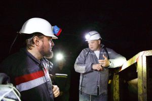 Митрополит спустився в шахту