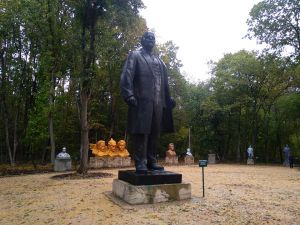 Музей епохи тоталітаризму відкрили у Спадщанському лісі