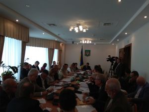 У бюджеті рекомендують закласти кошти на виплату допомоги вихователям, молодим педагогам та майстрам виробничого навчання