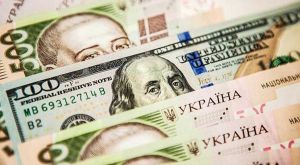 Прогноз по курсу  долара оптимістичний