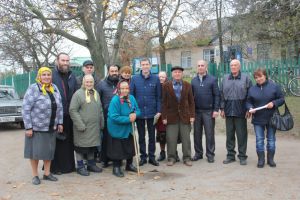 Школа, пошта, ФАП, дороги потрібні як повітря