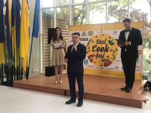Чернівці потонули  в... апетитних ароматах кулінарії
