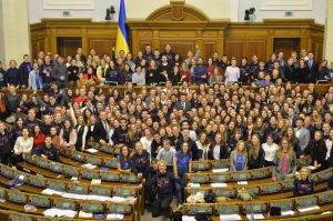 Саме в дискусії народжується істина