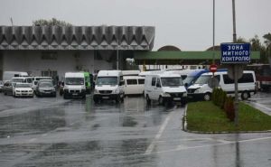 На контрольно-пропускному пункті «Тиса» ухиляються від сплати митних платежів
