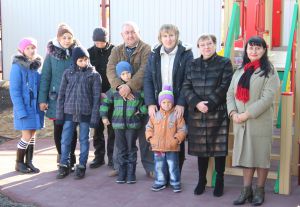 А в садку висадили яблуні