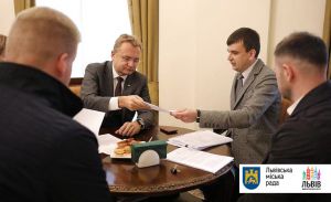 САП вручила Андрію Садовому офіційну підозру