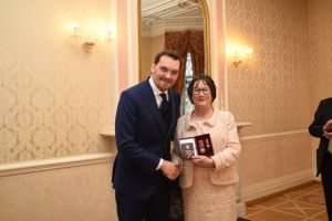 Верховенство права, демонополізація енергоринку, обіг земель