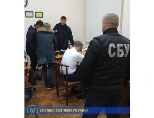 Миколївські посадовці «заробляли» на кодах доступу