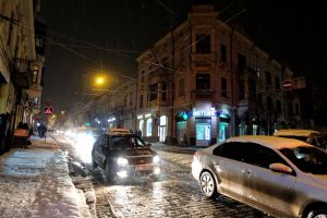 Зима у Чернівці, як завжди, прийшла раптово