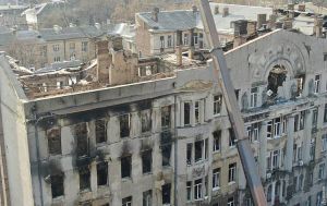 Пожежа в одеському коледжі: пошуково-рятувальні роботи припинено