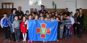 Привітали школярів із прифронтових населених пунктів