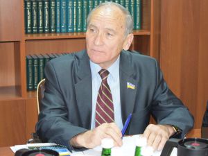 Відповідальний за тих, хто довірив йому свій голос
