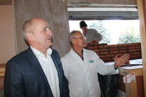 Житомир: Діагностичне обладнання від японських благодійників