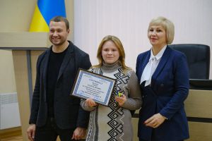 На Донеччині сиротам вручили ключі від власного житла