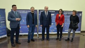 Критерії демократичного парламенту: підзвітність та відповідальність