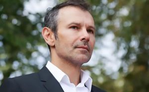 Менше популізму й шумних потоків слів, більше тихої грунтовної праці