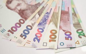 889.5 грн — мінімальний розмір аліментів