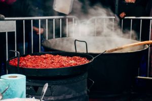 У Чернігові зварили рекордний борщ 