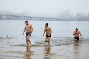 У Дніпрі заради пірнальників обстежили дно водойм