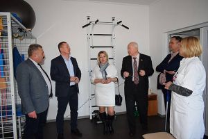 Виїзне засідання двох комісій обласні депутати провели у Рівненському госпіталі ветеранів війни