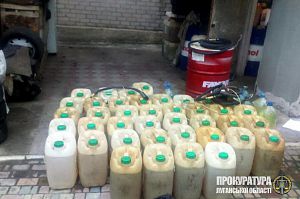 На Луганщині нелегально торгували російським бензином