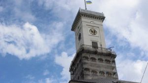 Що приховується за віртуальним переселенням?