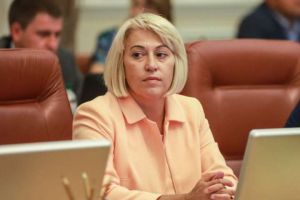 Про звільнення Бабак А.В. з посади Міністра розвитку громад та територій України