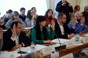 Студентам-сиротам планують  збільшити стипендії 
