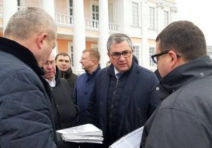 «Подільський Версаль» для артистів і туристів