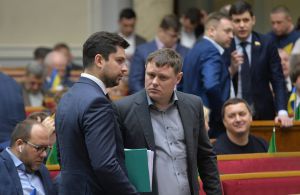 Гарантія незворотності демократичного розвитку нашої країни