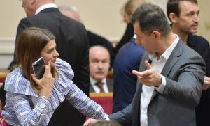 ​Яким має бути порядок набуття права на земельні ділянки?