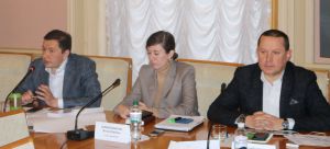 Необхідно визначитись, який законопроект взяти за основу