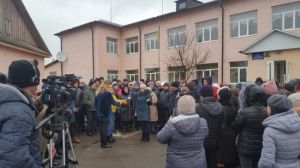 У Вирах батьки не пустили дітей у школу