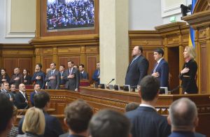 Нова сесія має визначитися з гострими питаннями