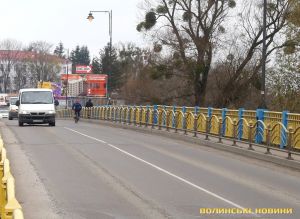 Міст став вузьким для міста Луцька