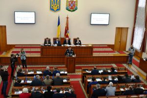 Не квапитися продавати найцінніше багатство народу