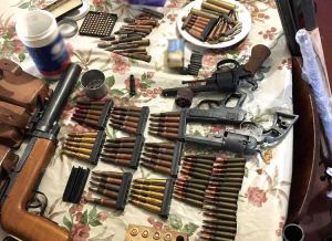 У Кіровоградській області вилучили черговий арсенал зброї