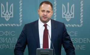 Андрій Єрмак: «Жодних кроків, які створювали б правове поле для представників окупованих територій чи їхнє визнання, не існує»