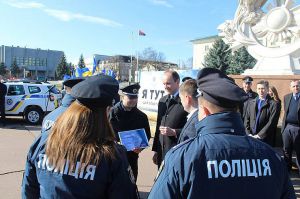 У Хмельницькій області розпочався проект «Поліцейський офіцер громади»