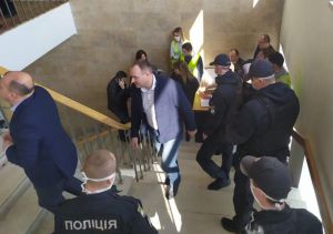 Рівненська обласна рада прийняла програму боротьби з коронавірусом
