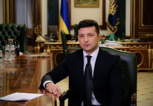 Володимир Зеленський: «Залишатися вдома справді важливо для вашого життя»