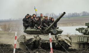 І вдень, і вночі готові до бою