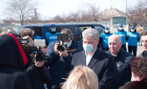 Рубіжному, що на Луганщині, допомагають благодійники