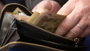 Майже 300 тисяч киян отримають матеріальну допомогу до Великодня