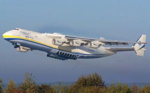 «Мрія» доставить у Польщу 400 тонн медичних засобів та обладнання