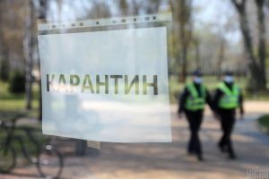 У Хмельницькому всі магазини зачинять, транспорт зупинять