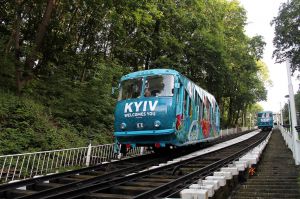 Столичний фунікулер замінив 500 сходинок