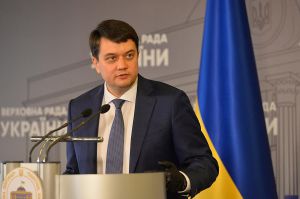 Корупція не стосується чиїхось Кабмінів – вона або є, або її немає
